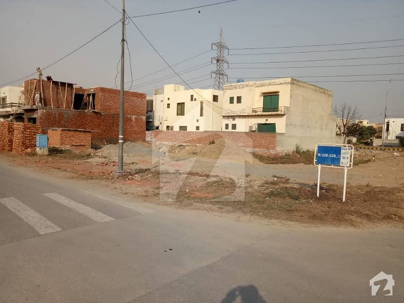 10 Marla Good Location Plot Paragon City Imperial 2 Block, Paragon