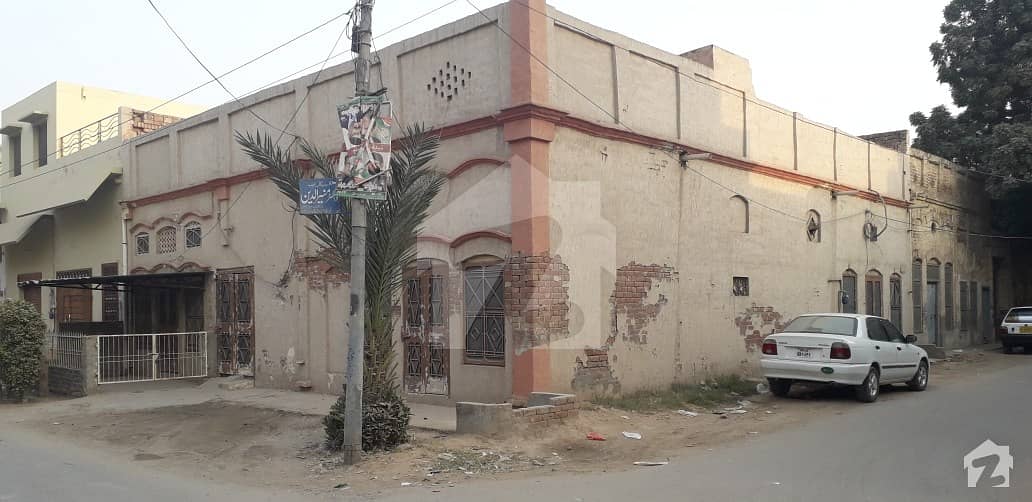 Mohalla Islamabad House For Sale On Corner Location Gol Chakar, Sahiwal