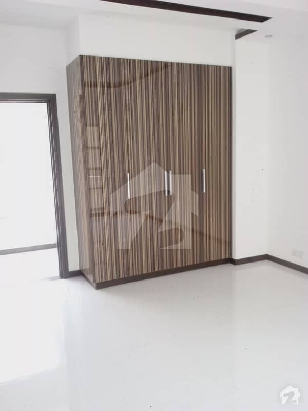 Cavalry Ground Prime Location 2nd Floor For Reasonable Cavalry Ground