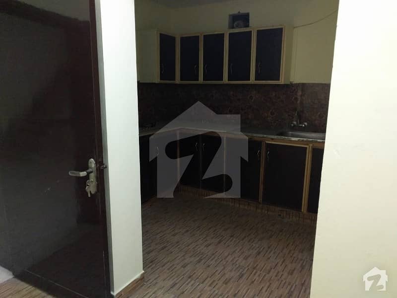 10 marla full house very near to wahdat road for rent Allama Iqbal Town