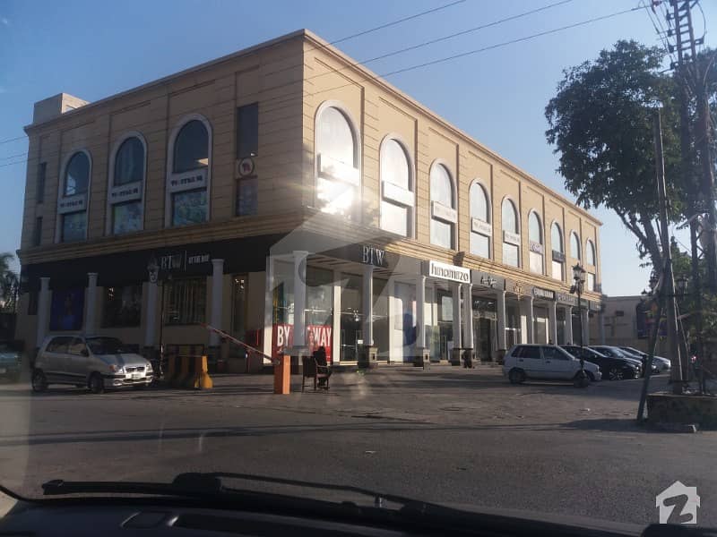 Mm Alam Road First Floor 4500 Sq Ft Space For Rent Gulberg 3, Gulberg