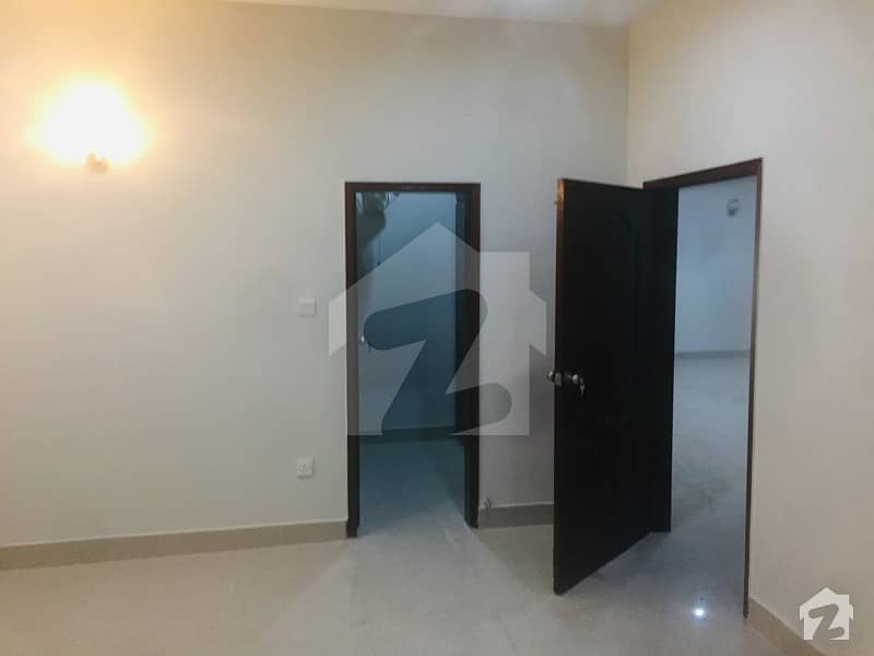 Nhs Karsaz 350 Sq Yard West Open 5 Beds Beautiful House For Rent Navy