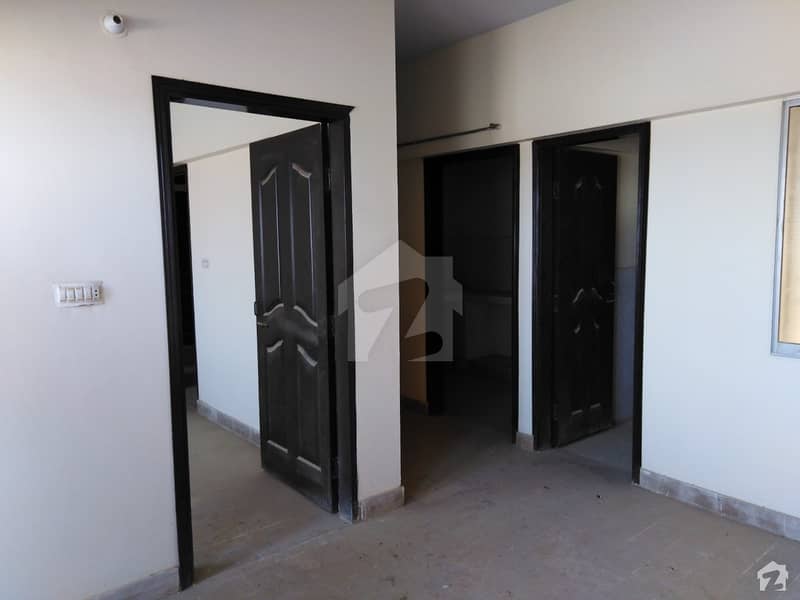 Flat Is Available for Sale Northern Bypass, Karachi ID15257835