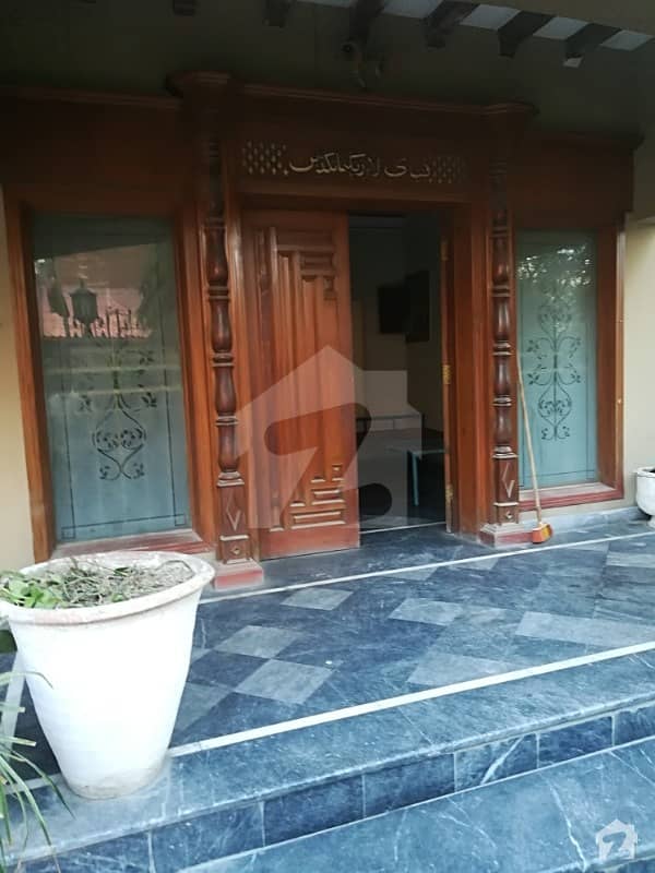 8 marla portion in b black canal view Lahore Canal View, Lahore