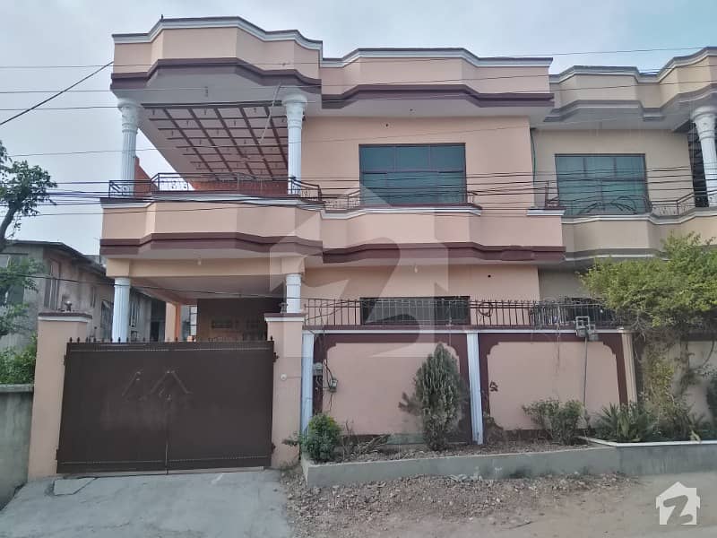 House Upper Portion Available For Rent In New Lalazar New Lalazar