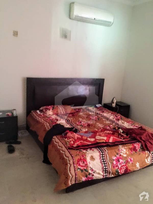 1 bedroom attach bath kitchen on rent for girls Nisar Colony, Cantt