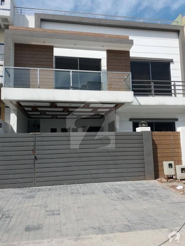 G94 ,30*50,brand new double story house for urgent sale near metro