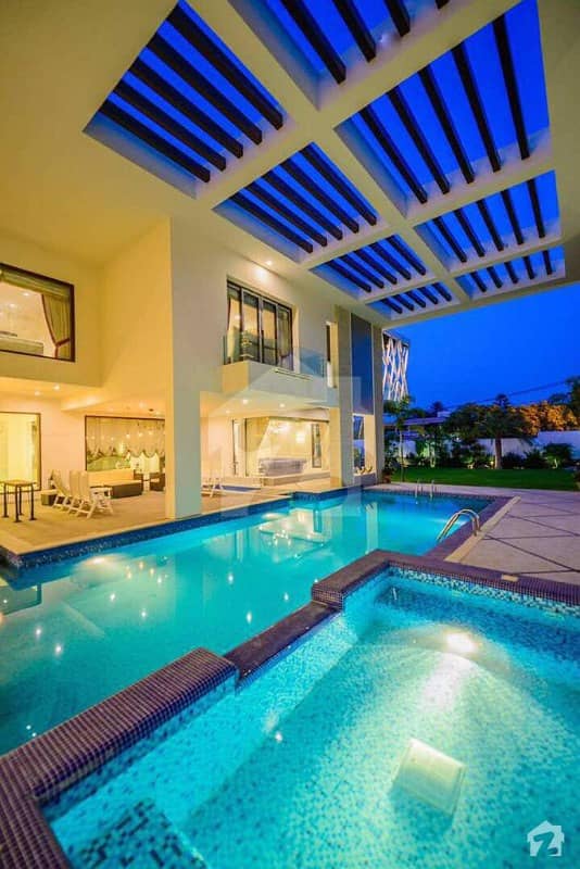 2000 Sq Yard Well Maintained Bungalow Available For Sale In Dha Karachi DHA Phase 4, DHA Defence