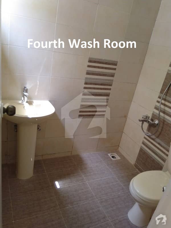 240 Square Yard Single Storey Bungalow In Executive Block For Rent KN