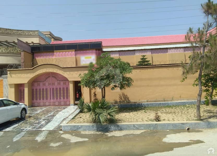 House Is Available For Sale Sheikh Maltoon Town, Mardan ID16159182