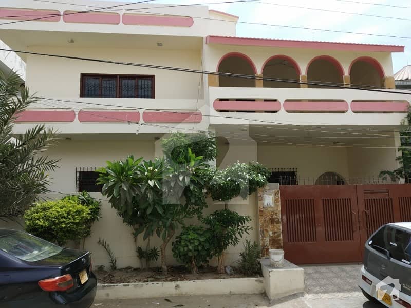 327 Sq Yard Bungalow For Sale In GulshaneIqbal Block 8 Gulshane