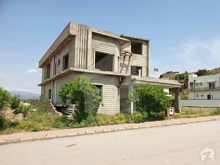1 Kanal Triple Storey Gray Structure House Available For Sale Sector C