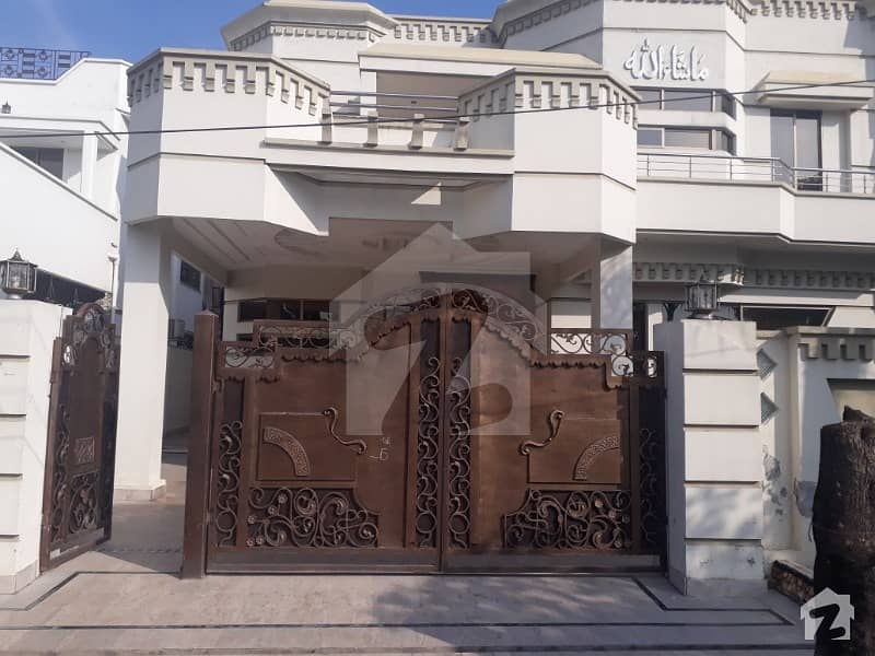 5 Bed House For Rent Cantt Road, Sialkot ID16600524
