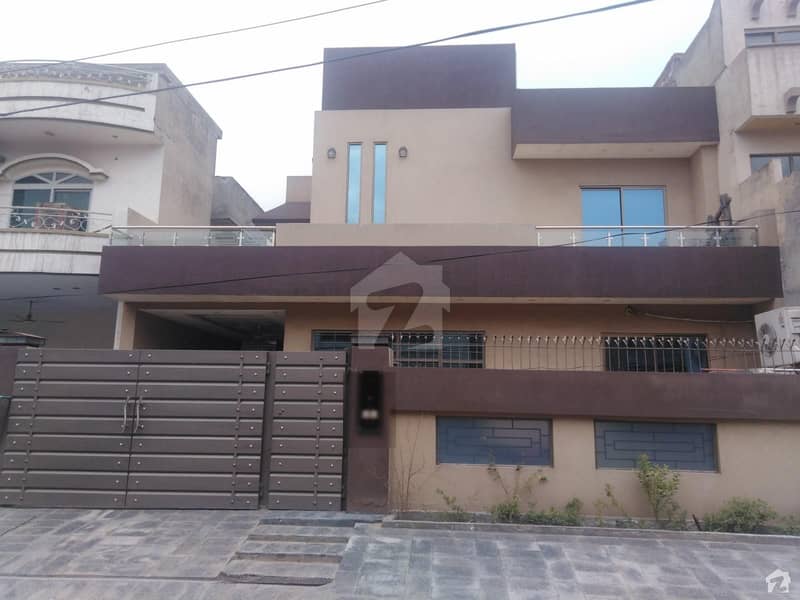 The Best House For Living Purpose Faisal Town, Lahore ID16622326