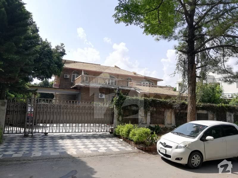 2000 Yards Old House For Sale In F8 Islamabad F8, Islamabad ID16940682