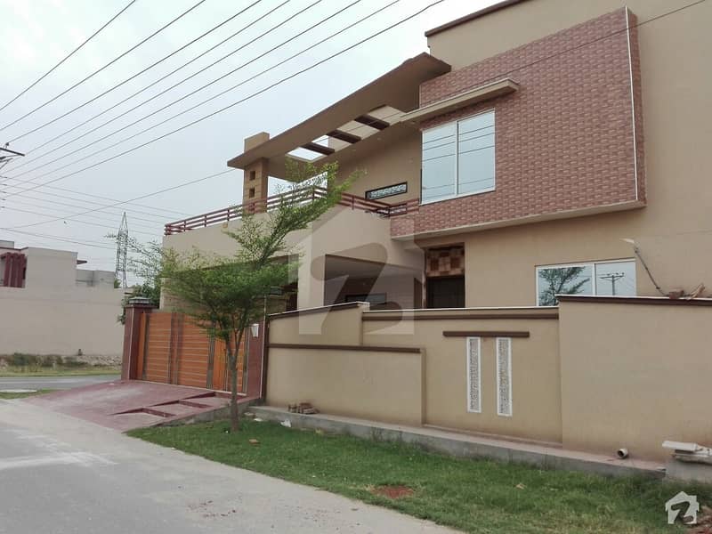 The Best House For Living Purpose Eden Valley, Faisalabad ID17050573