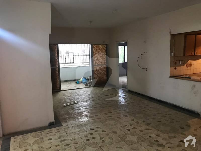 Apartment is Available for Sale in Rufi Lake Drive Apartments Rufi Lake