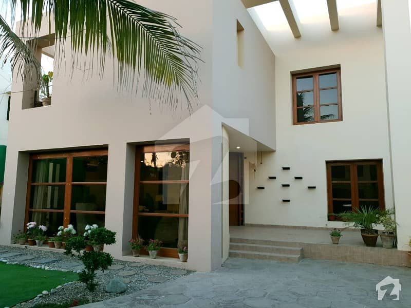 50000 Par Day Furnished Bungalows Available For Drama Shoots Only DHA