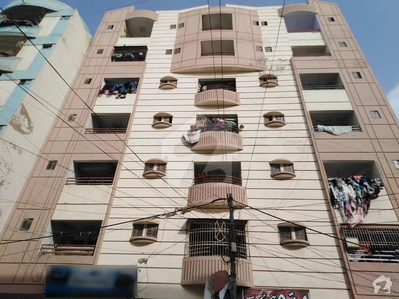 Apartment Is Available For Sale In GulshaneKaneez Fatima Block 1