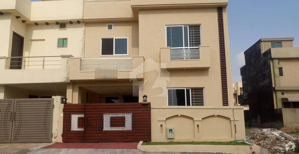 5 Marla 4 Bedrooms Brand New Designer House For Sale In Ali Block Phase