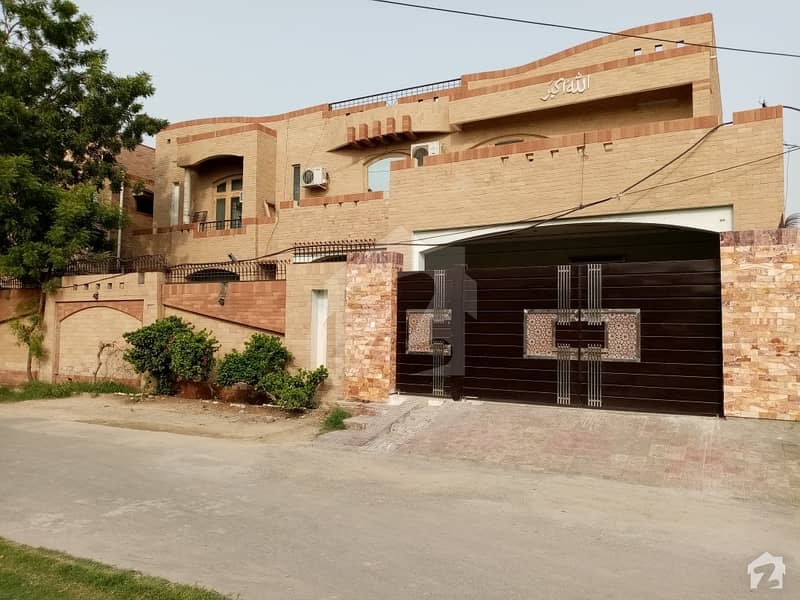 The Best House For Living Purpose In Rehman Garden Satiana Road Rehman