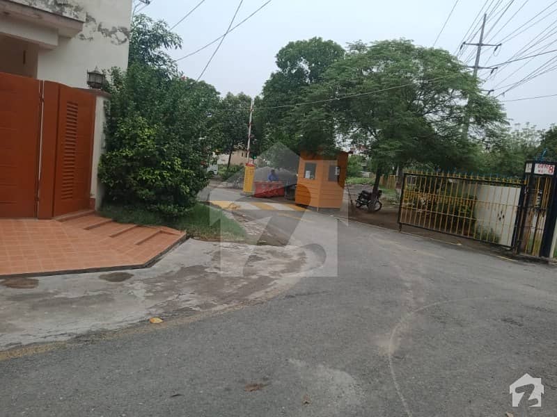 8 Marla Residential House Is Available For Rent At Pcsir Housing Scheme