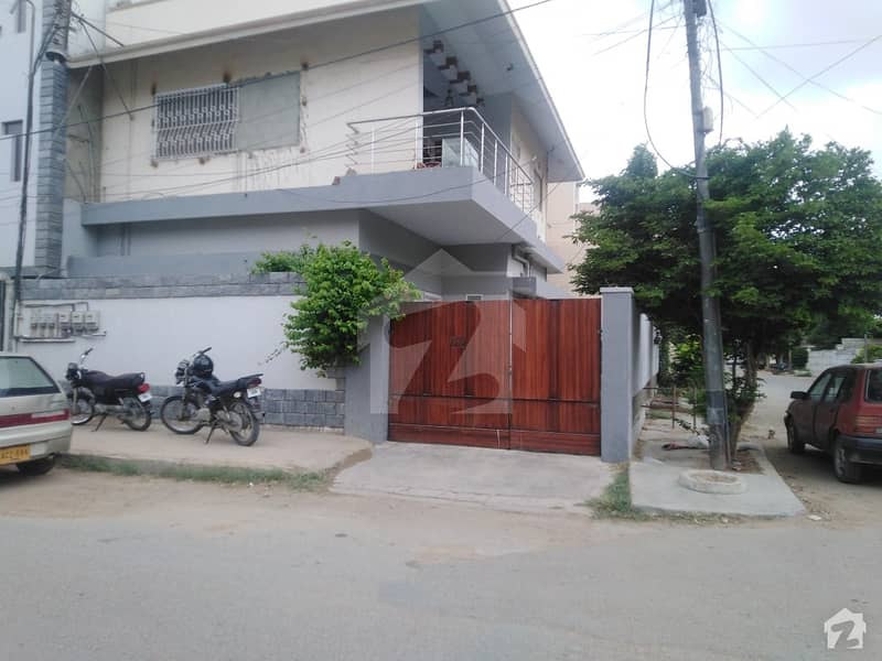 1st Floor Portion Available For Sale Federal B Area Block 13, Federal