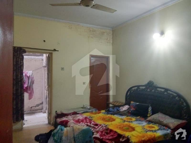 5 Marla Upper Portion For Rent Only For Families Fazlia Colony, Shah