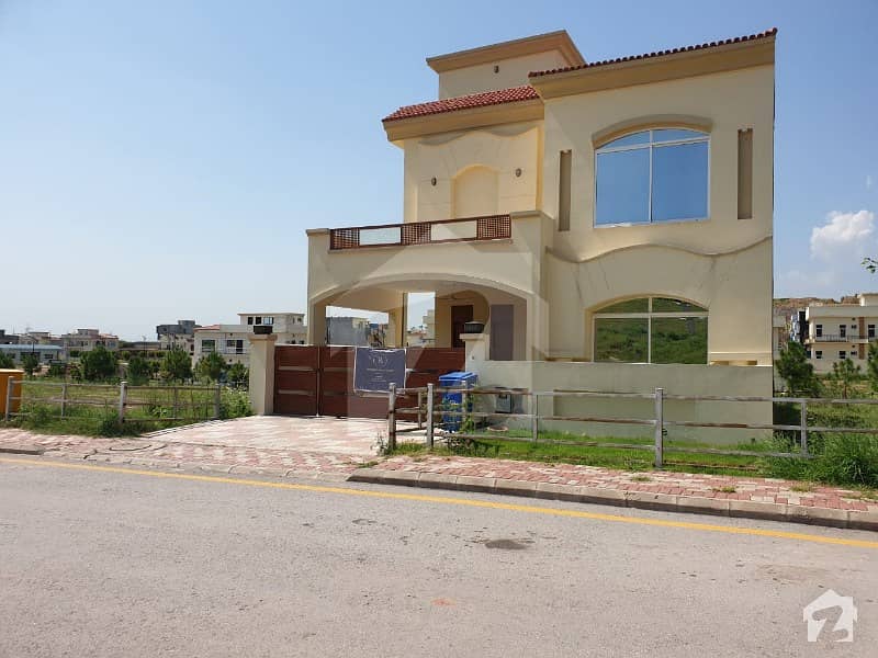 Bahria Enclave Sector A 10 Marla Brand New House Available For Rent