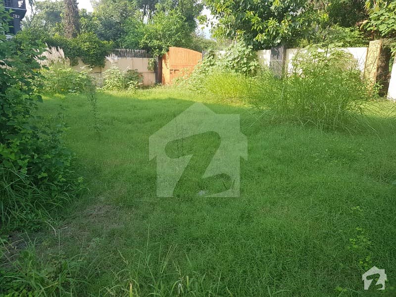 Demolish able House For Sale In G6 Main Embassy Road Islamabad G6