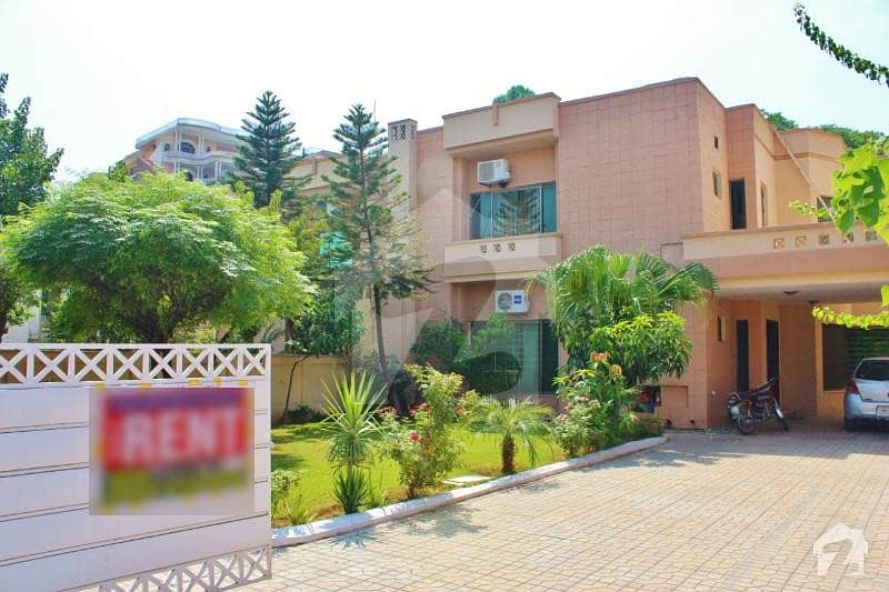 Fully furnished luxury villas safari villas_1 available for rent Bahria