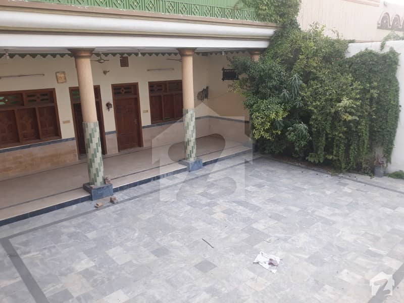 Peshawar Air Bararoad Side Gas Electricity Water Bore House For Rent