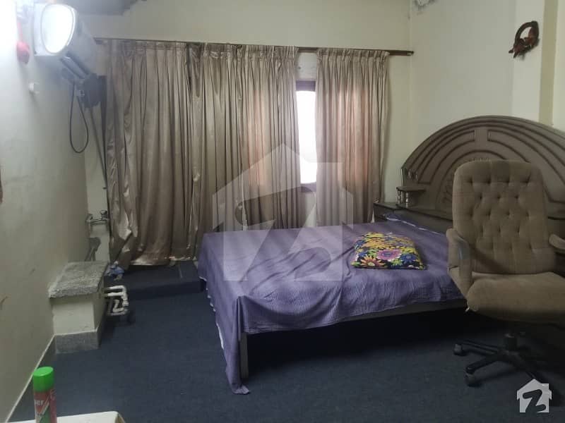 Room for rent G10, Islamabad ID18344950