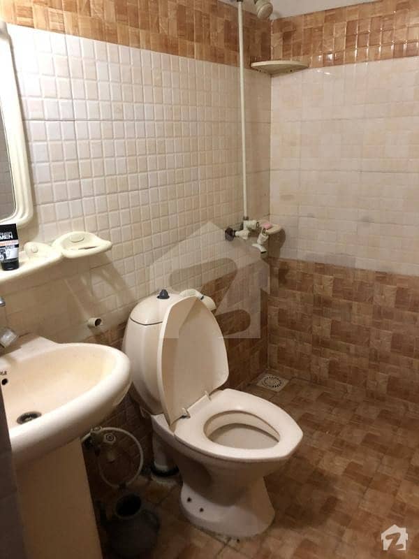 Room Is Available For Rent Model Town Link Road, Model Town, Lahore