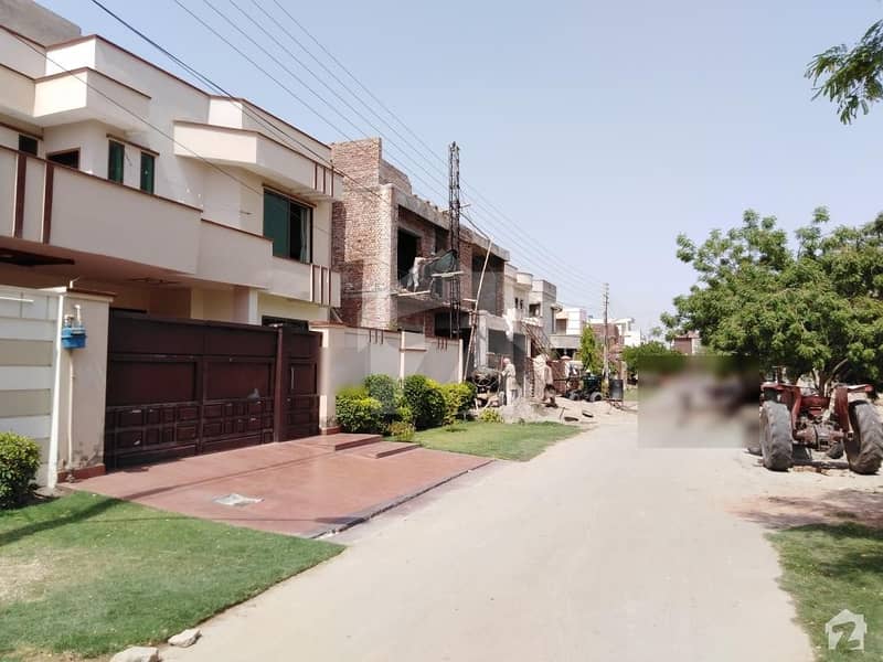 Double Storey House Is Available For Rent Wapda Town Phase 1 Block A