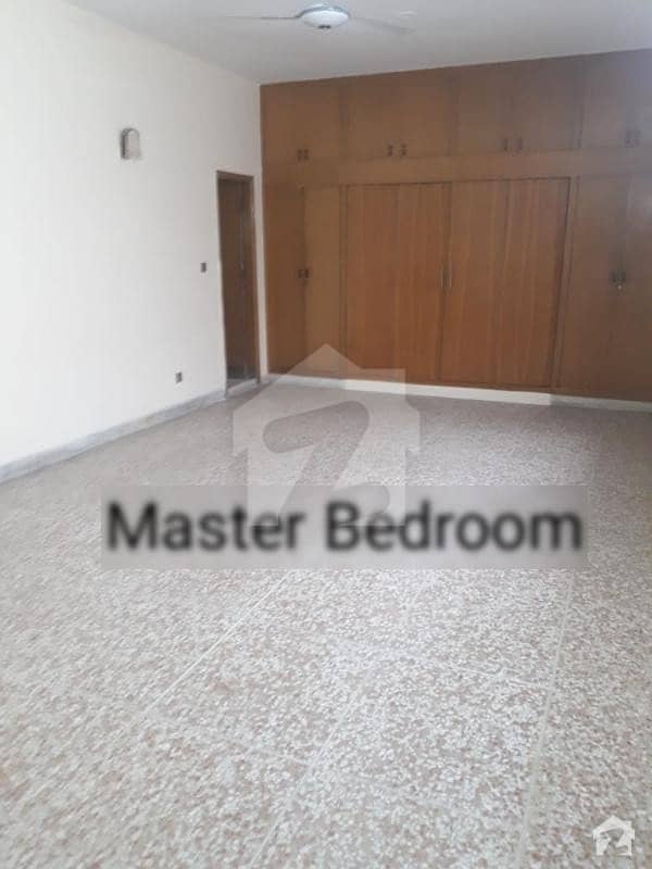 Upper Portion Of The 800 Sq Yards House Is Available For Rent Westridge