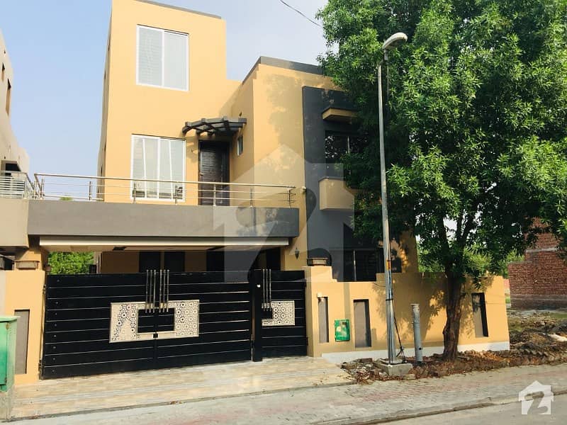 10 Marla House For Sale In Rafi Block Sector E Bahria Town Lahore