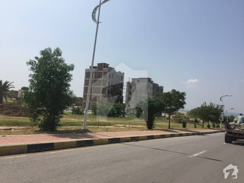 8 Marla Commercial Plot For Sale Bahria Town Phase 8 Block E, Bahria