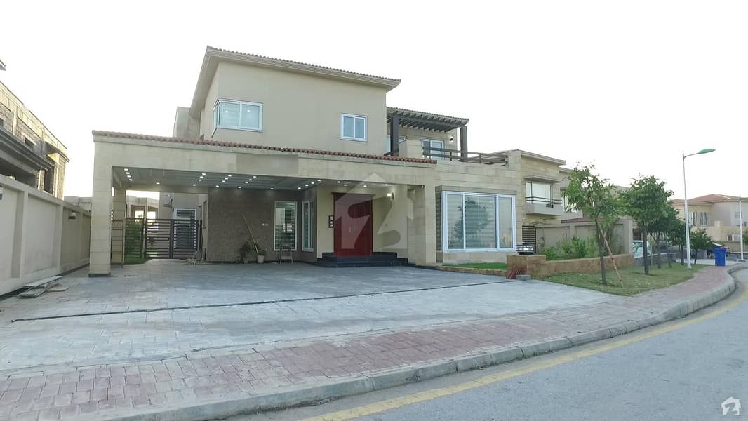 Garden City Zone 1 1.5 Kanal Beautiful House Available For Sale