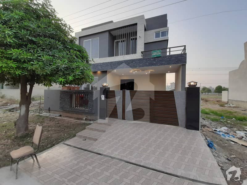 10 Marla Modern Designer Villa For Sale In Wapda City Faisalabad Wapda