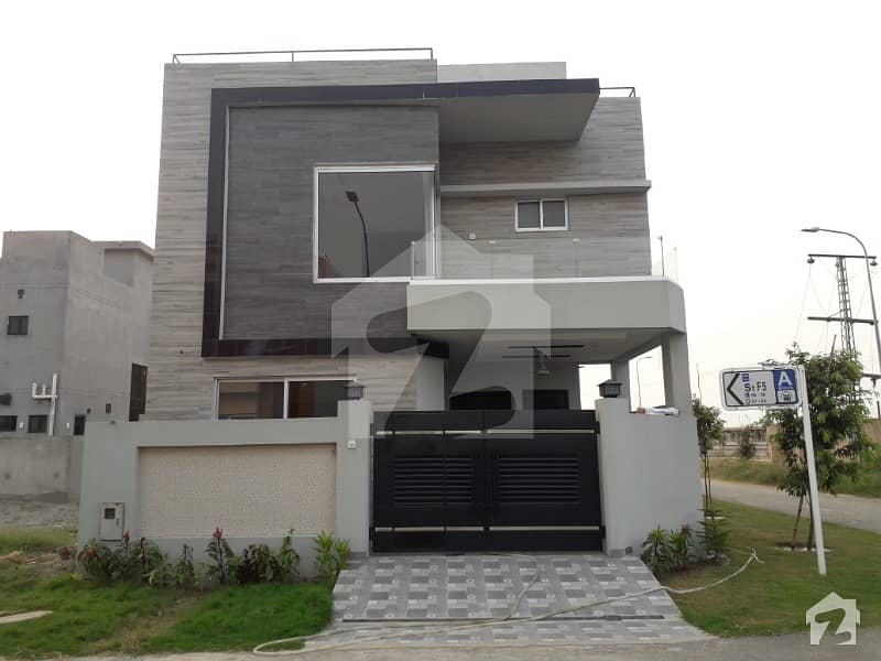5 Marla Corner Brand New House For Rent DHA 9 Town, DHA Defence, Lahore