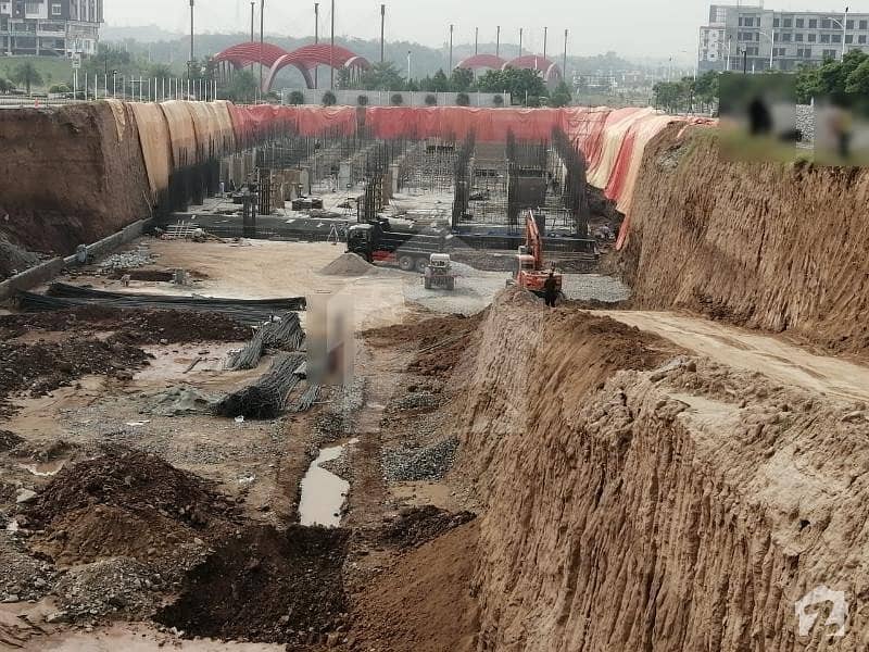 150 Sq Ft Commercial Plot For Sale Gulberg Mall, Gulberg Greens