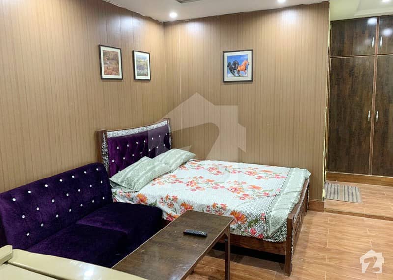 275 Sq Ft Apartment For Sale Near Emaan Plaza Emporium Mall Lahore Johar Town, Lahore ID19866356