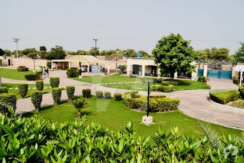 Family Farm House Is Available For Sale Bahawalpur Sukha Road, Multan