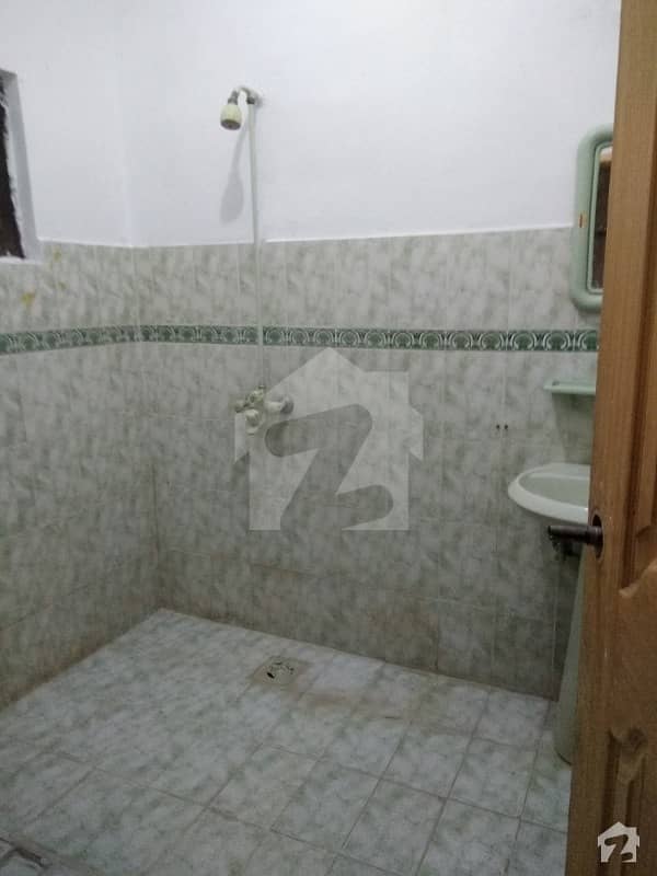 8 Marla upper portion of the House in Walton Islam nager Walton Road