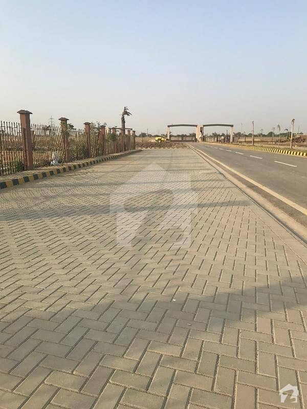 Plot For Sale In Ps City 2 60fit Main Road Near Park Sector 31