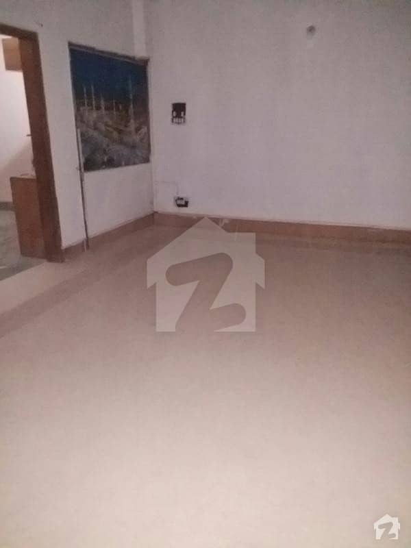 1st Floor Portion Available For Rent In Good Location Azizabad, Gulberg
