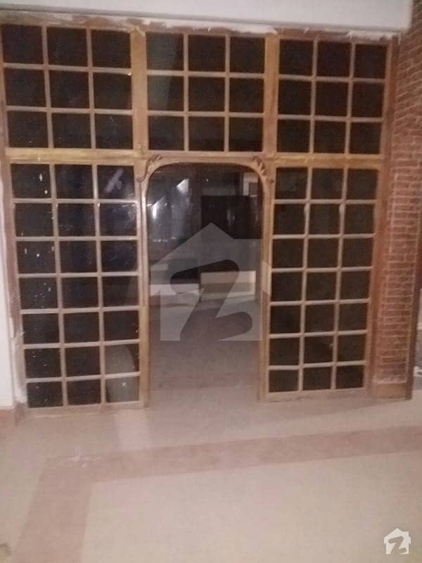 1st Floor Portion Available For Rent In Good Location Azizabad, Gulberg