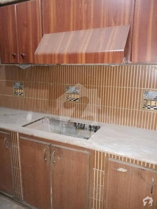 1st Floor Portion Available For Rent In Good Location Azizabad, Gulberg