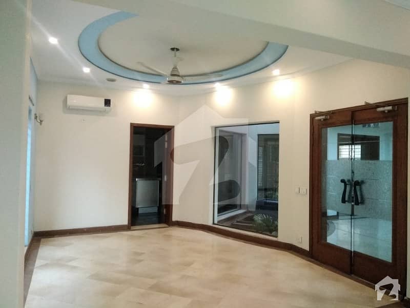Upper Portion For Rent Walton Road, Lahore ID20293290